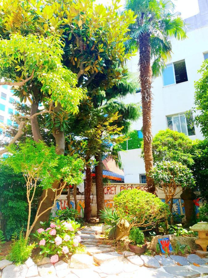 Gallery Family Hotel موكبو المظهر الخارجي الصورة